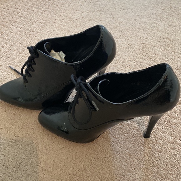 Aldo 37M shiny black ancle booties - Picture 3 of 7